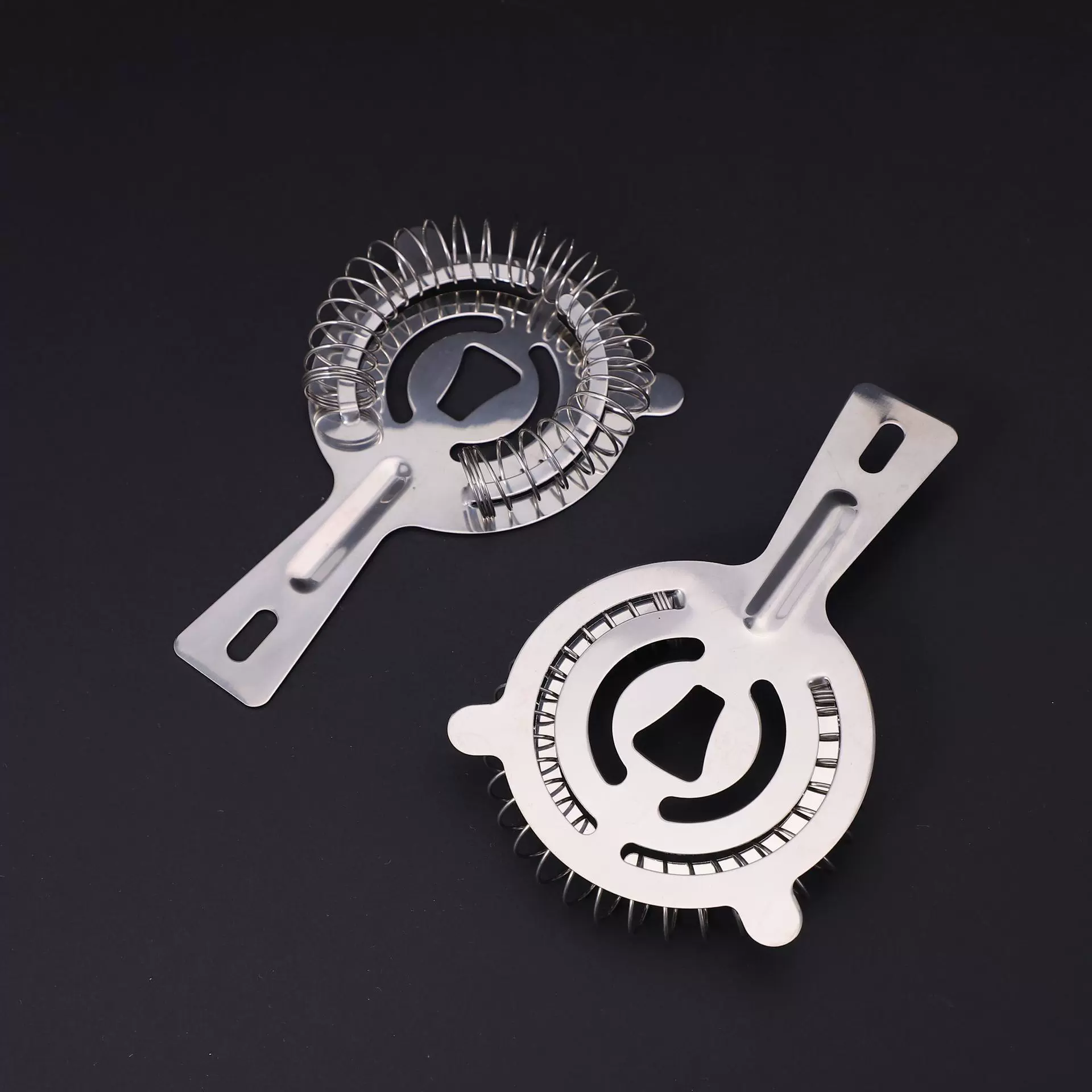 鸡尾酒隔冰器金属不锈钢滤冰器酒吧隔冰器调酒工具配件厂家批发