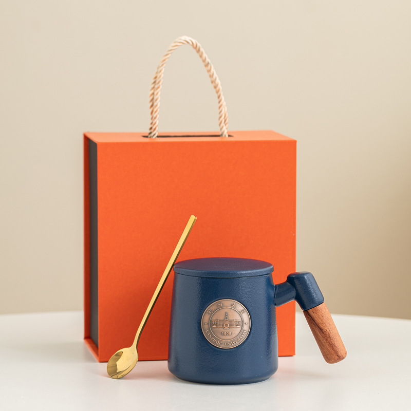 Festival del Medio Otoño regalo de mano mano mano mano de bronce con filtro ins Wenchuang pequeña taza fresca regalo de apertura escolar al por mayor