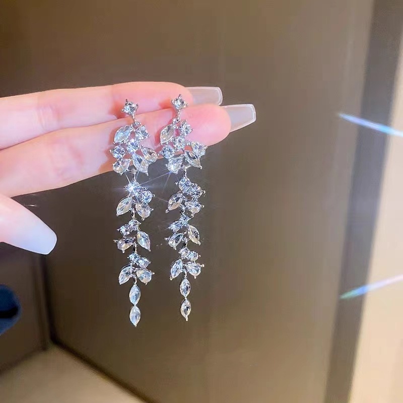 fashionable geometric elegant trend universal earrings