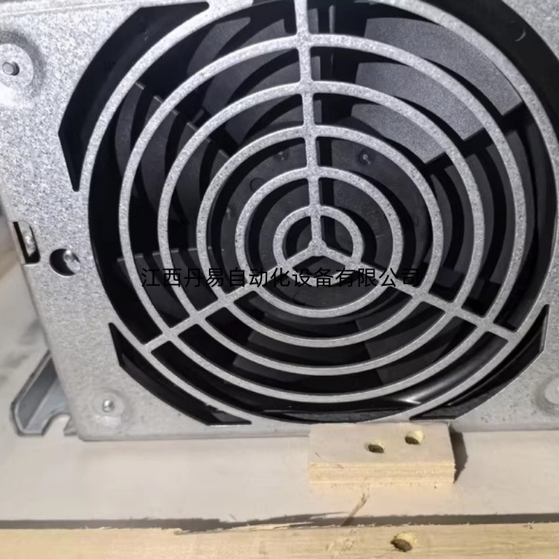 全新现货施耐德变频器ATV610D55N4议价为准