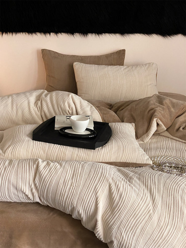 High-end wabi-sabi style milk velvet three-dimensional jacquard four-piece winter thickened double-sided velvet duvet cover sheets and bedding