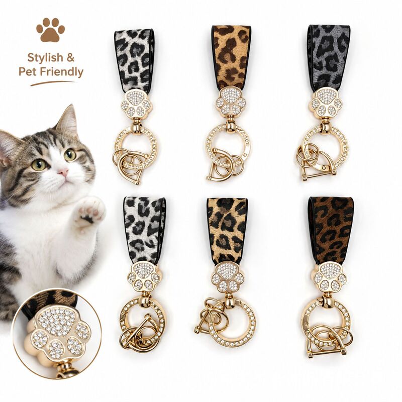 Cross-border best-selling car keychains, rhinestone cat paw accessories, leopard print, simple keychains, trendy bag charms, wholesale