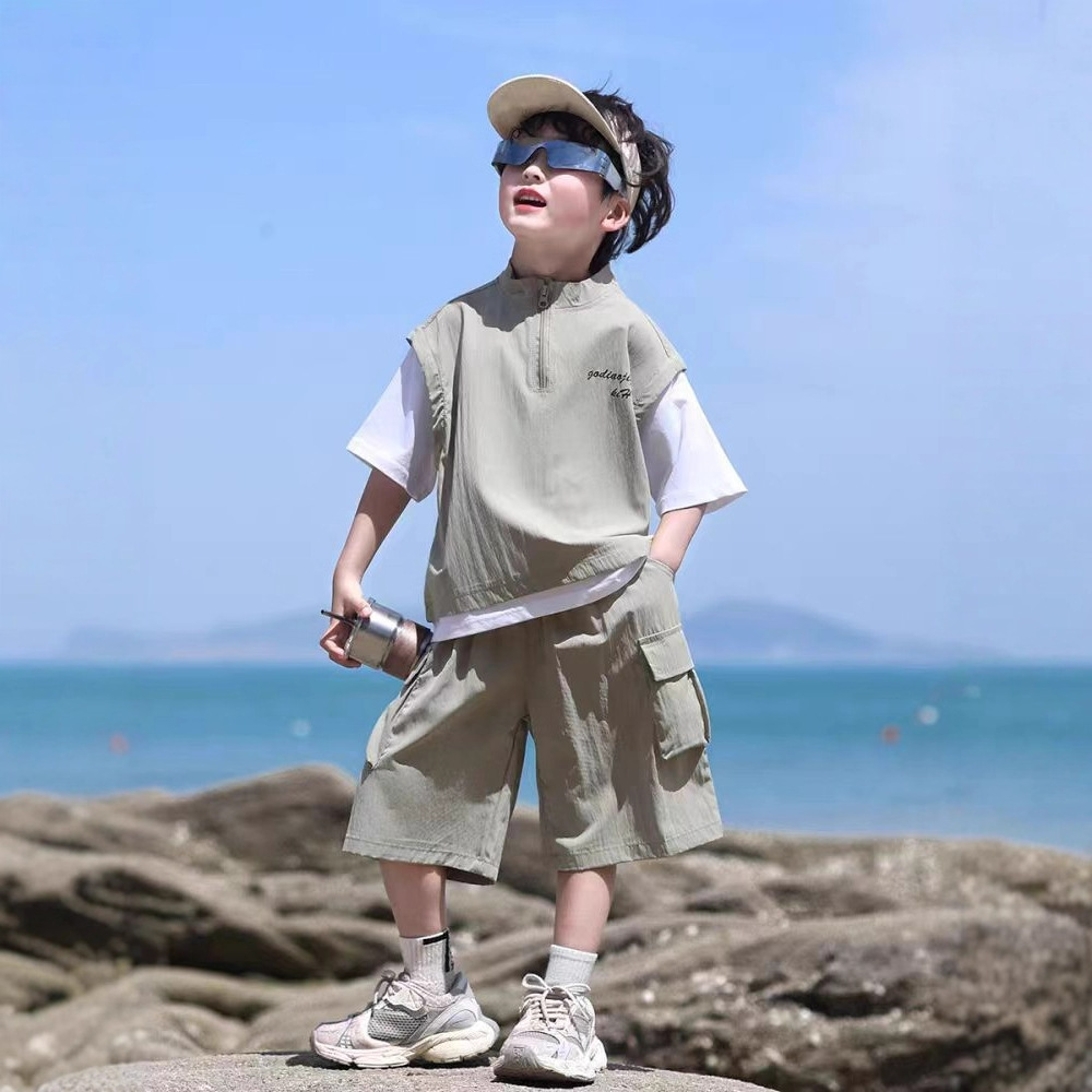 男の子スーツ 2025 新作夏韓国風ハンサムでスタイリッシュな子供半袖作業服男の子夏薄手スタイル