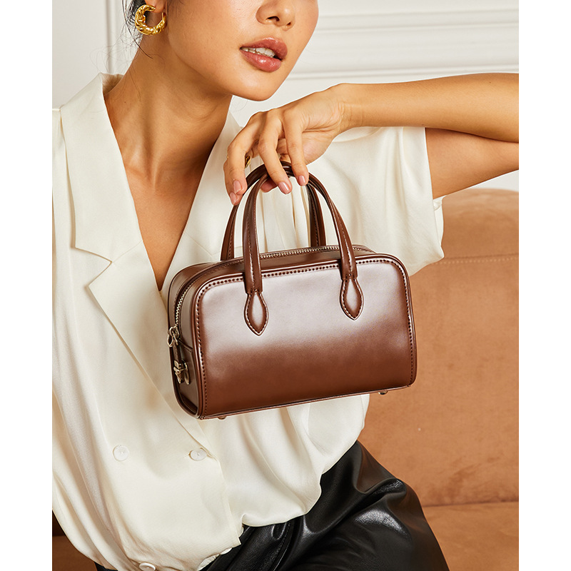 Pillow Bag Women's Crossbody Bag Genuine Leather Boston Bag 2026 New Arrival Niche Luxury Commuter Handbag - Thumbnail 6