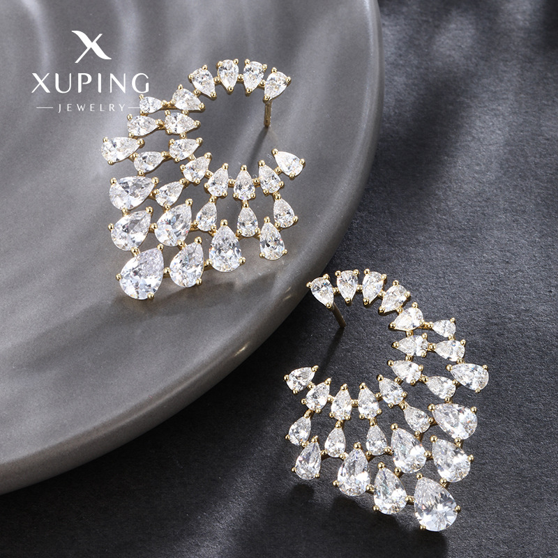 Pendientes Xuping Jewelry Súper Brillantes y Elegantes para Mujer, Pendientes de Diamantes Completos de Lujo Ligero y Gran Elegancia, Pendientes Lujosos, Modernos y Únicos