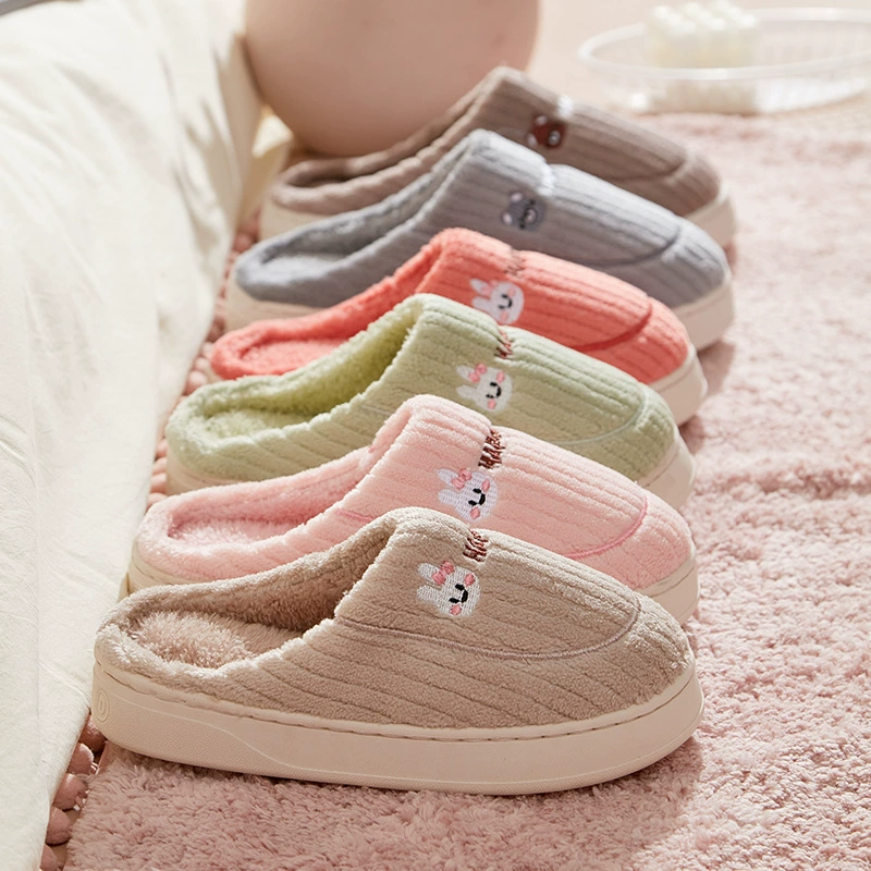 2025 новый стиль мужской дом противоскользящий теплый фекалий хлопчатобумажные тапочки женские зимние комнатные плюшевые бытовые ватные шлепанцы