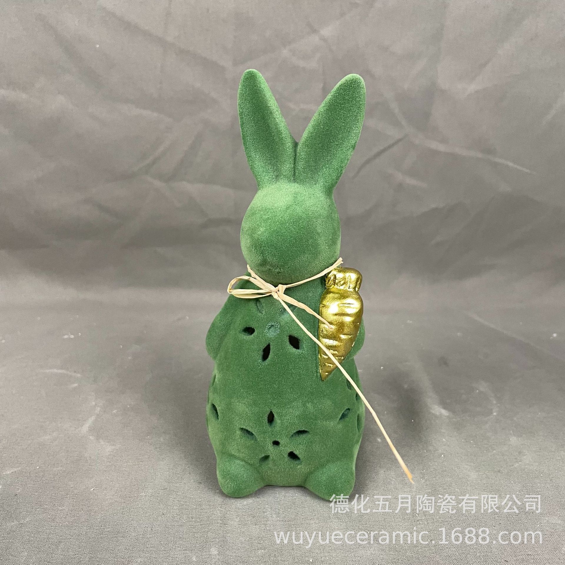 陶瓷工艺品摆件创意复活节装饰兔子摆件桌面装饰植绒小兔子装饰品