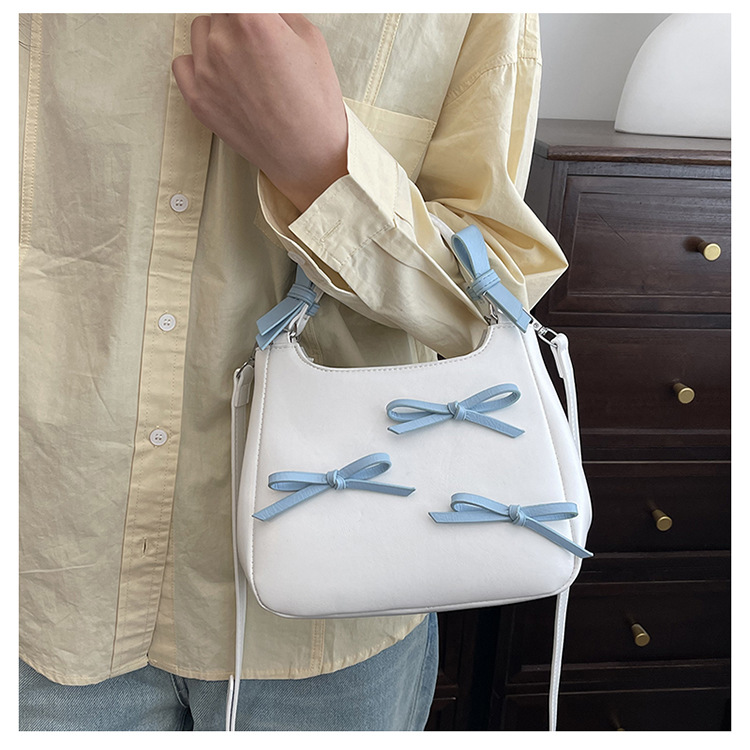 Advanced Sweet Girl's 2024 New Square Bag, Small and Versatile Handbag, Cute One Shoulder Crossbody Bag_voghion.com