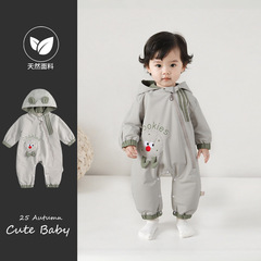 秋季婴儿衣服宝宝秋装外出服冲锋衣连体衣百天周岁婴幼儿外套哈衣