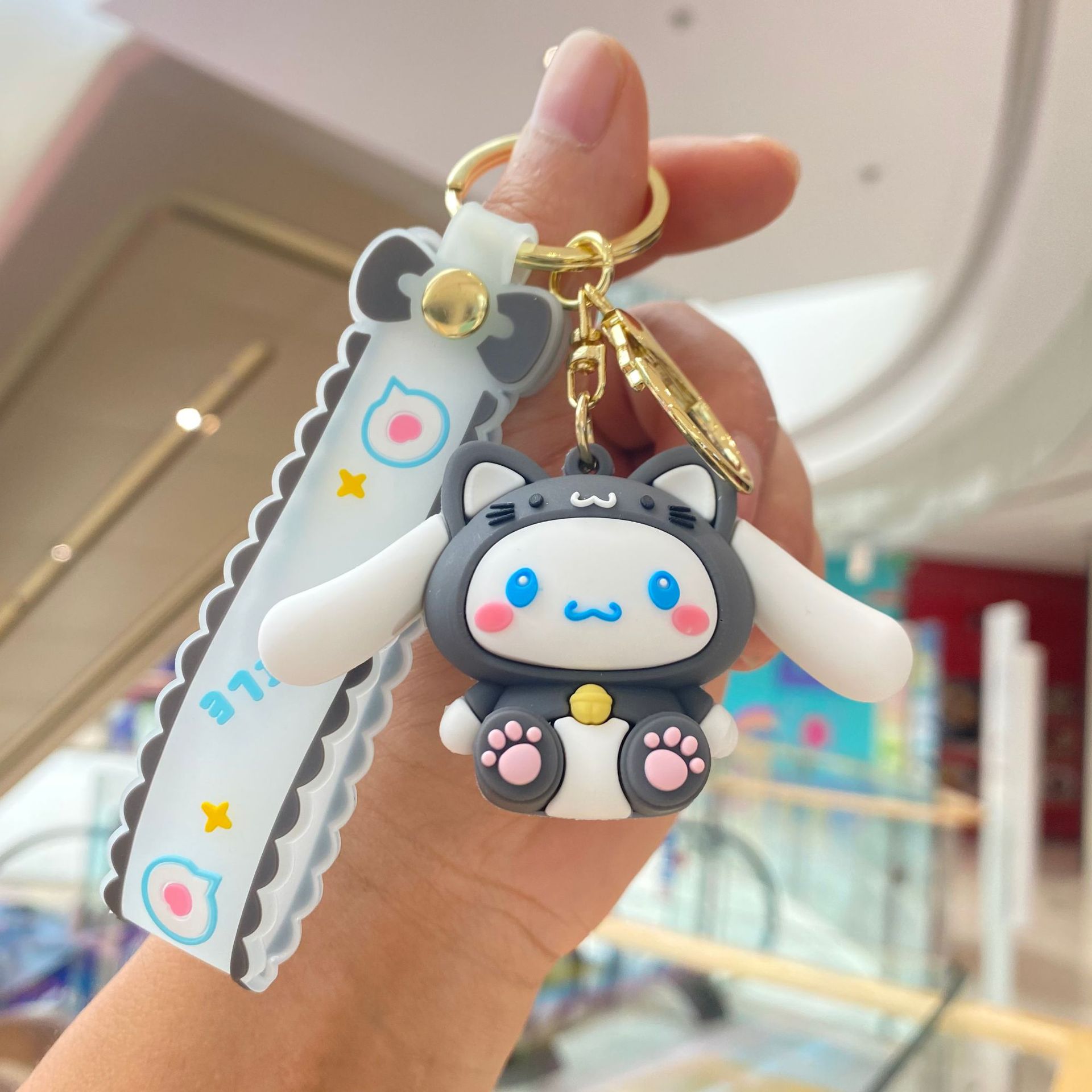 Dibujos animados Sanrio Yugui perro llavero coche llave colgante muñeca llavero bolsa colgante pequeños regalos