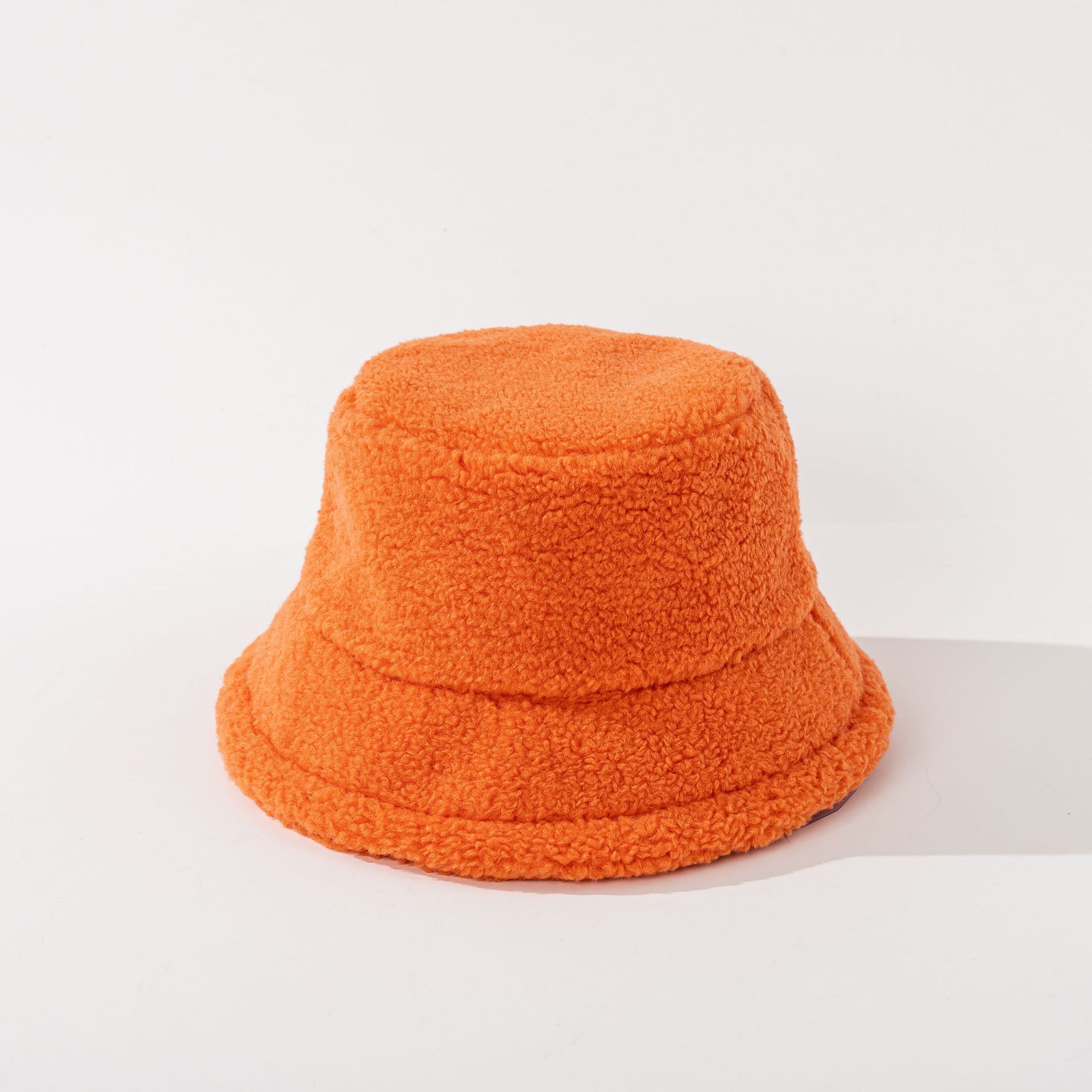 Sombrero de pescador de lana de cordero de color sólido para hombres y mujeres otoño e invierno nuevo cálido sombrero de cuenca engrosada gran circunferencia de la cabeza sombrero simple de todo fósforo