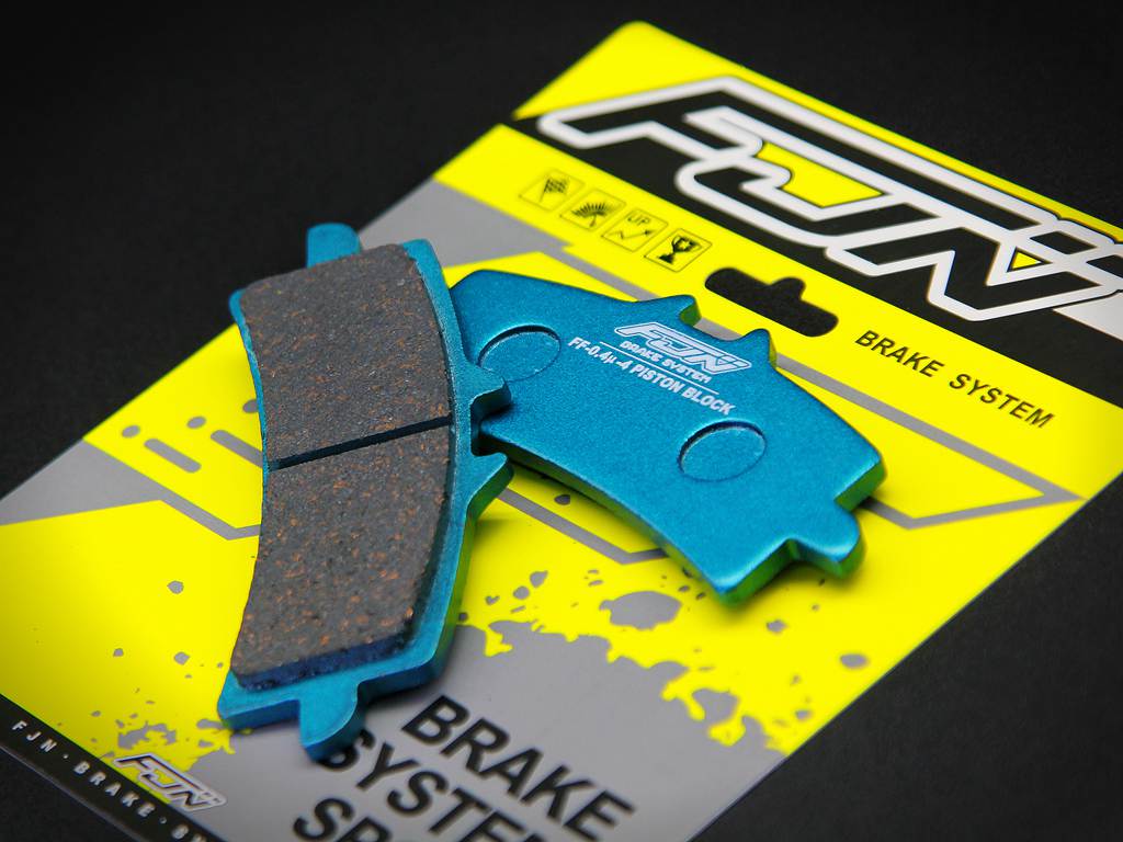 FJN metal semi-ceramic small crab brake pads 9GA FR6 GP4 for modification of four-piston radial calipers