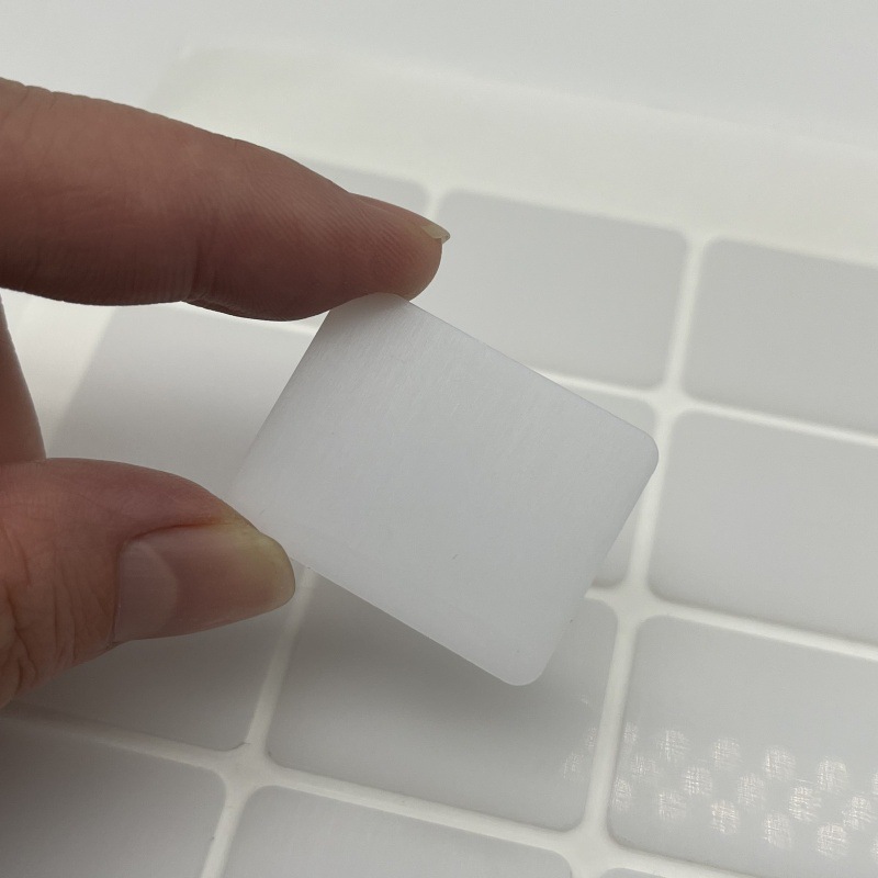 CNC精雕加工乳白色磨砂PC片 可透光扩散板 带背胶 外形无倒刺毛边