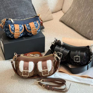 ޢ��Ůʿ��soho�й�Ҹ�°�Ashton�͹ŷ����C܇���μ�б���錢��