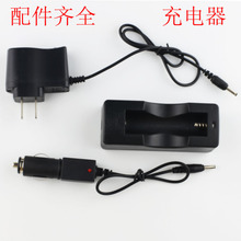 220V���Ͳ܇��ֱ�� 3.7V늳�4.2V���� 18650 �����