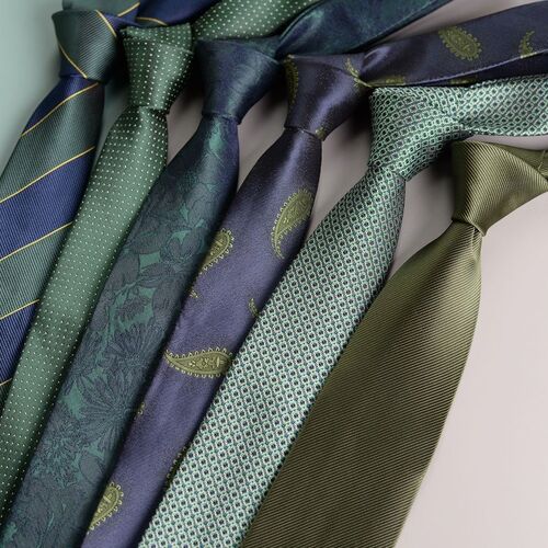 Green color scheme tie, business formal casual tie, performance performance fashion British handmade tie, student professional trend