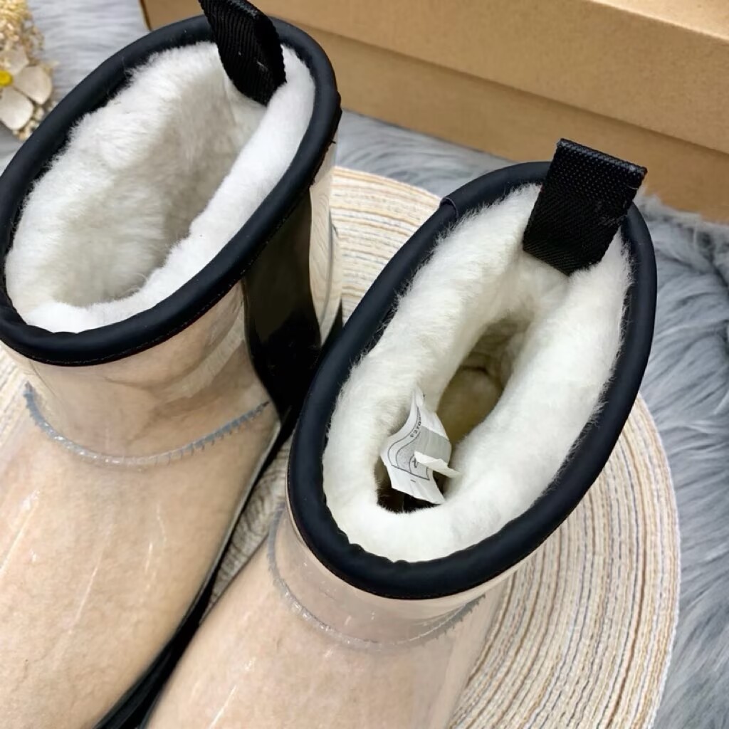 8E36F9DC7744BDECE828CAA6EF42C8