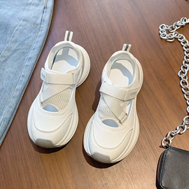 女式运动单鞋;女式皮靴;厚底拖鞋