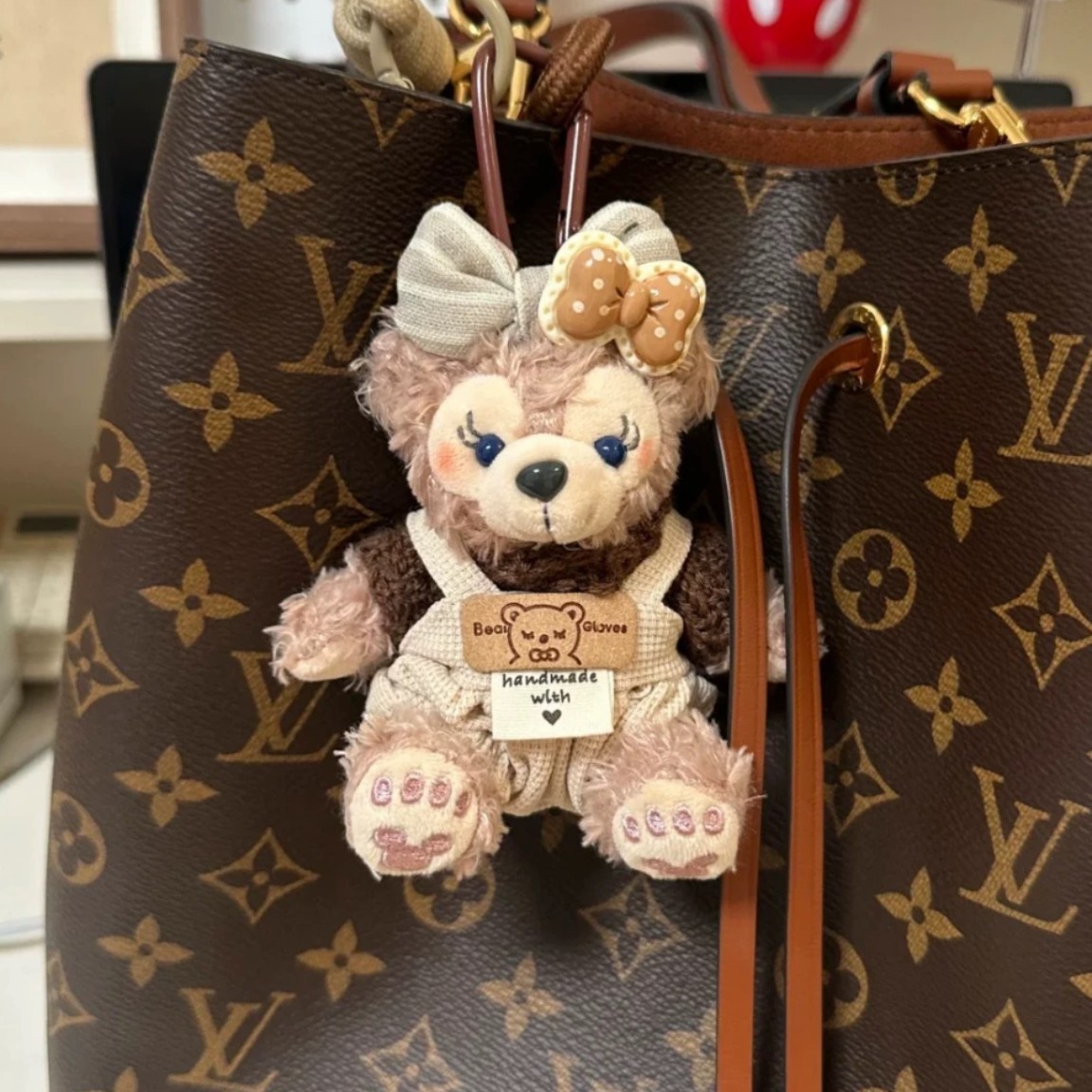 Nuevo Shirley May brownie correa pantalones bolsos colgantes lindos muñecas de peluche osos muñecos colgantes llaveros