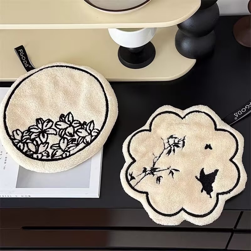 Fashionable Chinese-Style Hand Towel for Kitchen and Bathroom, Simple Hanging Hand Towel for Home Use, Butterfly Flower Pattern, Absorbent and Soft Fashionable Chinese-Style Hand Towel for Kitchen and Bathroom, Simple Hanging Hand Towel for Home Use, Butterfly Flower Pattern, Absorbent and Soft