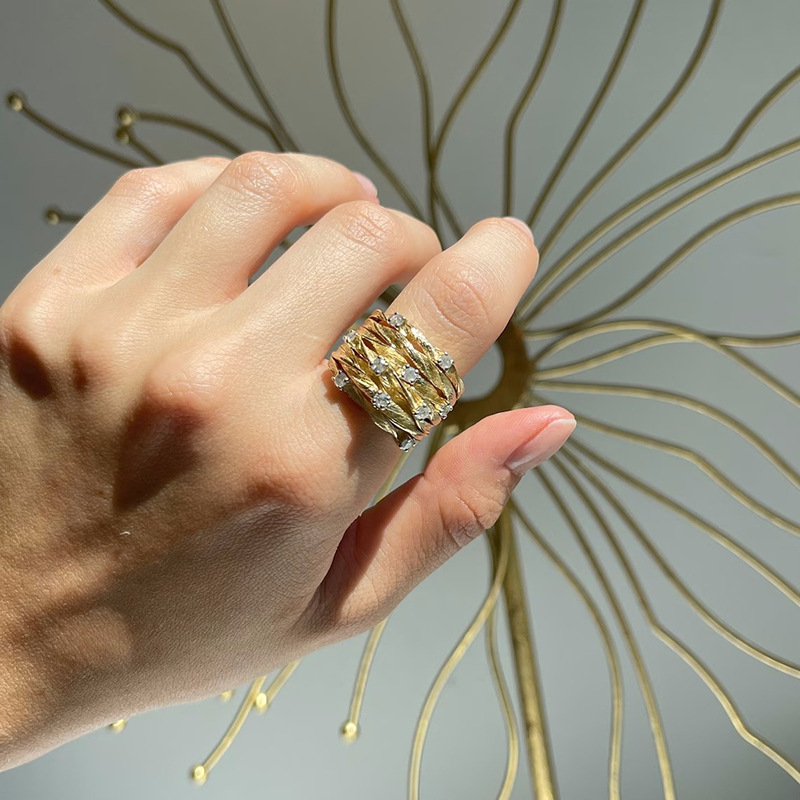 Anello a forma di vite donna oro largo zircone stella nido anello_voghion.com
