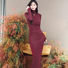 2025早春新款酒红色气质时尚修身显瘦高领长袖长款针织连衣裙