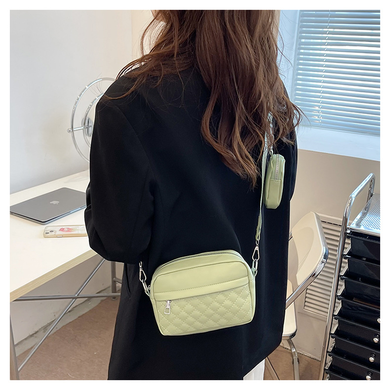 Lingge maquillage 2023 nouveau petit parfum Style épaule Guangzhou mode sac de téléphone pour femmes_voghion.com