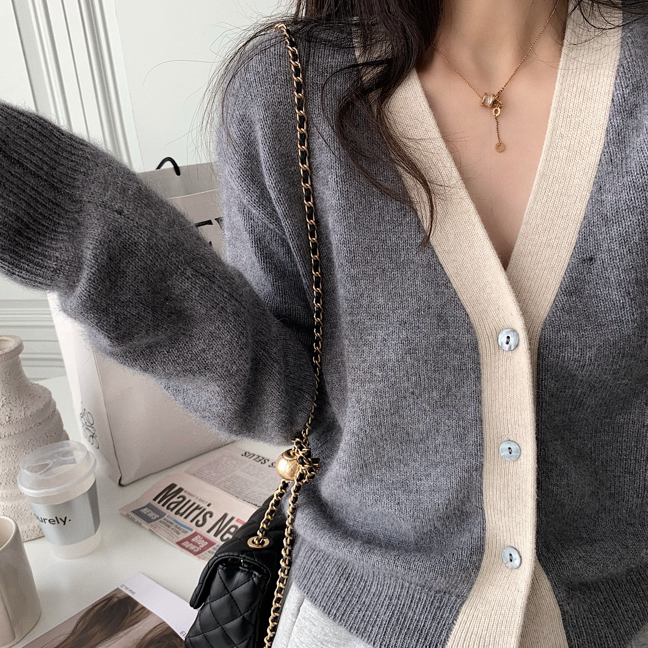 2021春季新款 成分党必入学院风撞色浣熊绒针织开衫外套女