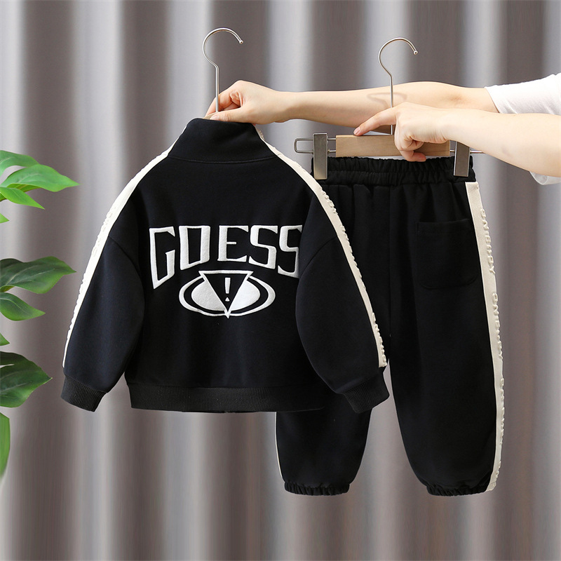 5941 traje de abrigo de otoño para niños 2025 nuevo bebé guapo y moderno guapo deportes de primavera y otoño niños de principios de otoño