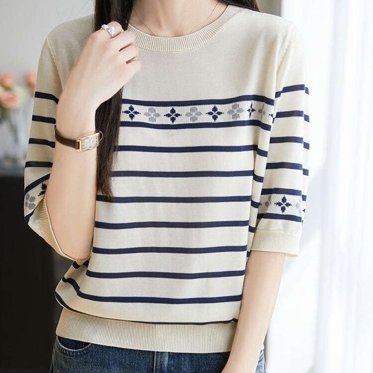 Mom's Fashion Niche Design Jacquard Striped Round Neck Short-Sleeve Loose Thin Knit Top for Women Mom's Fashion Niche Design Jacquard Striped Round Neck Short-Sleeve Loose Thin Knit Top for Women