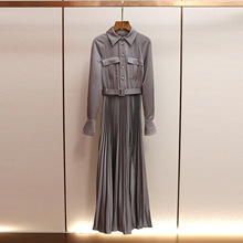 SP家秋冬新款法式休闲风百搭翻领拼接设计感微褶长款缎面连衣裙女