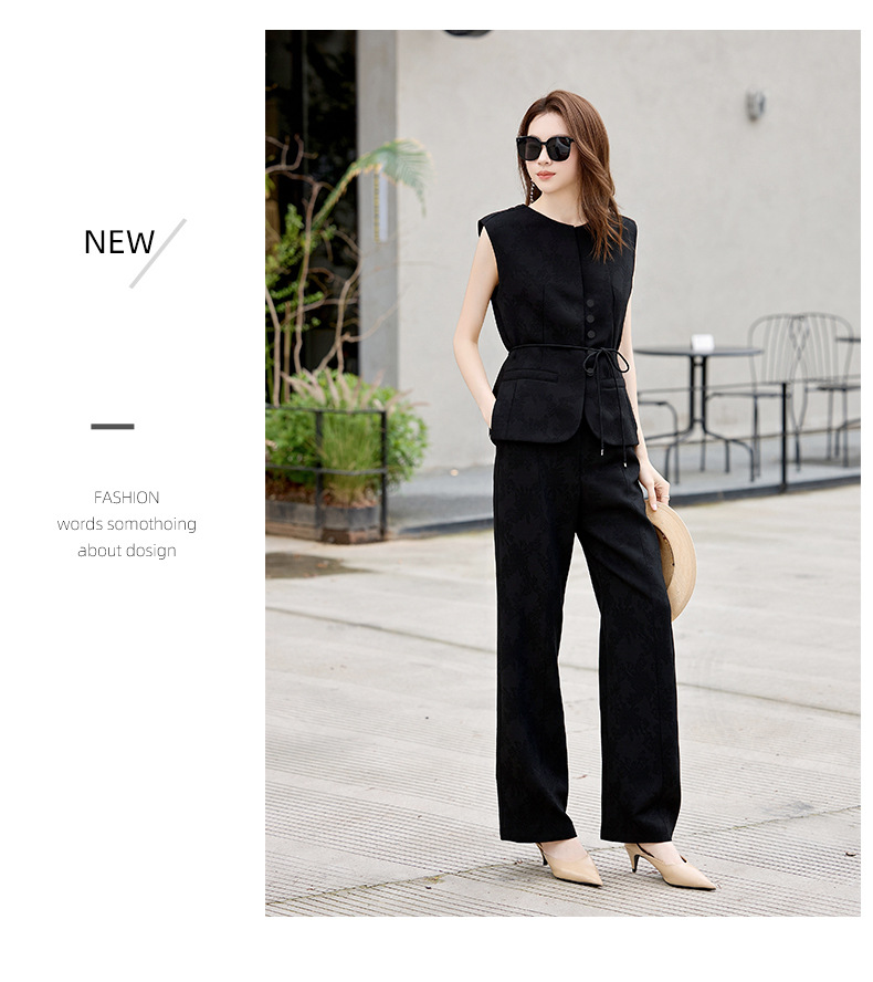 Bộ quần áo hai mảnh nữ phong cách tân cổ điển Trung Hoa – áo gile họa tiết jacquard kết hợp quần ống rộng — màu đen, màu trắng, màu vàng chi tiết 19