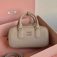 MIU Miaojia レトロボウリングバッグポータブルボストンバッグ多用途ショルダークロスボディバッグ女性用小型スクエアバッグ