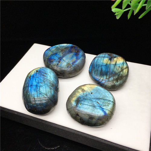 Amazon's best-selling natural crystal labradorite moonstone handle piece raw stone mine mark blue moonlight play ornament