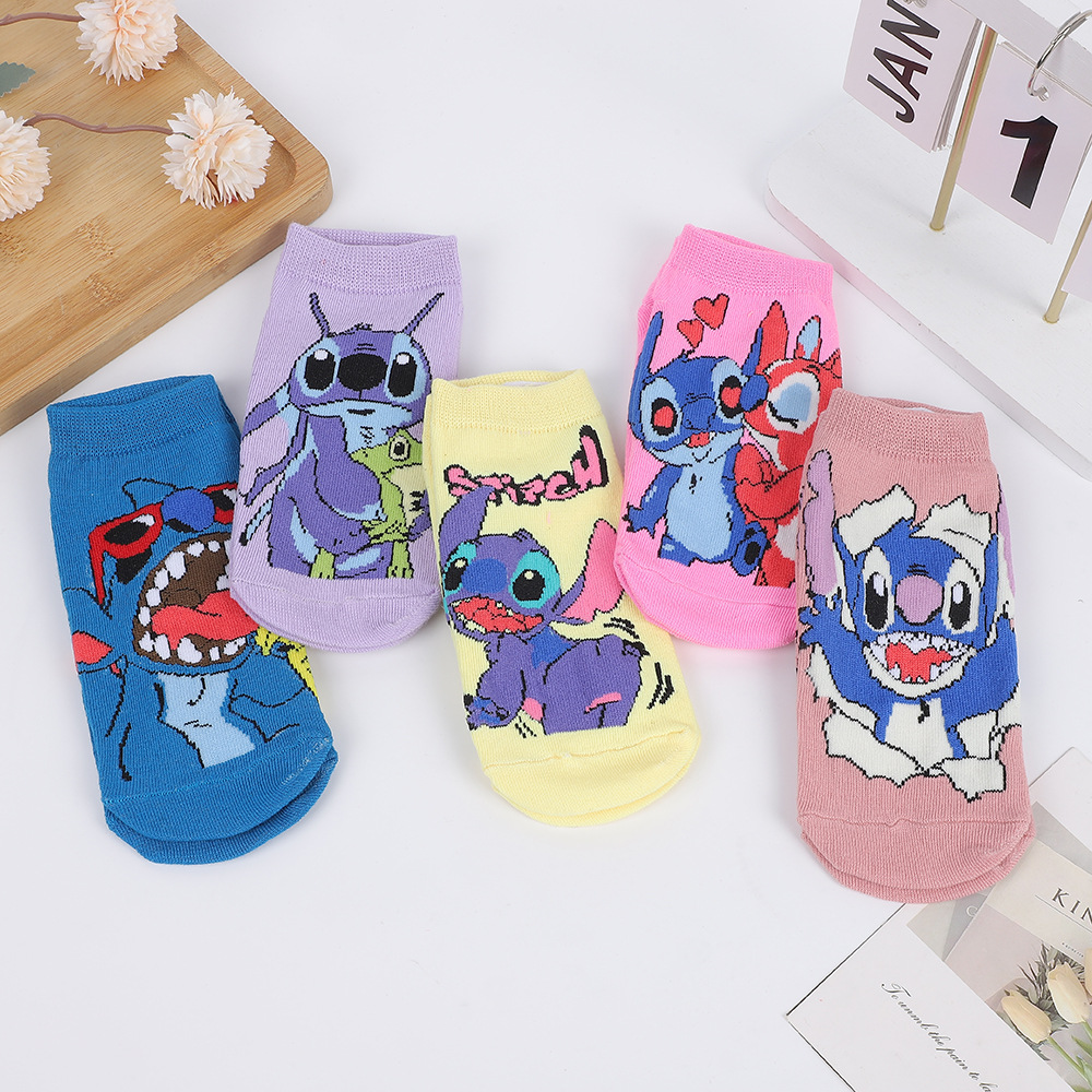 Cross-border socks Amazon Stitch series foreign trade European and American boat socks manufacturers wholesale Sanrio series socks women