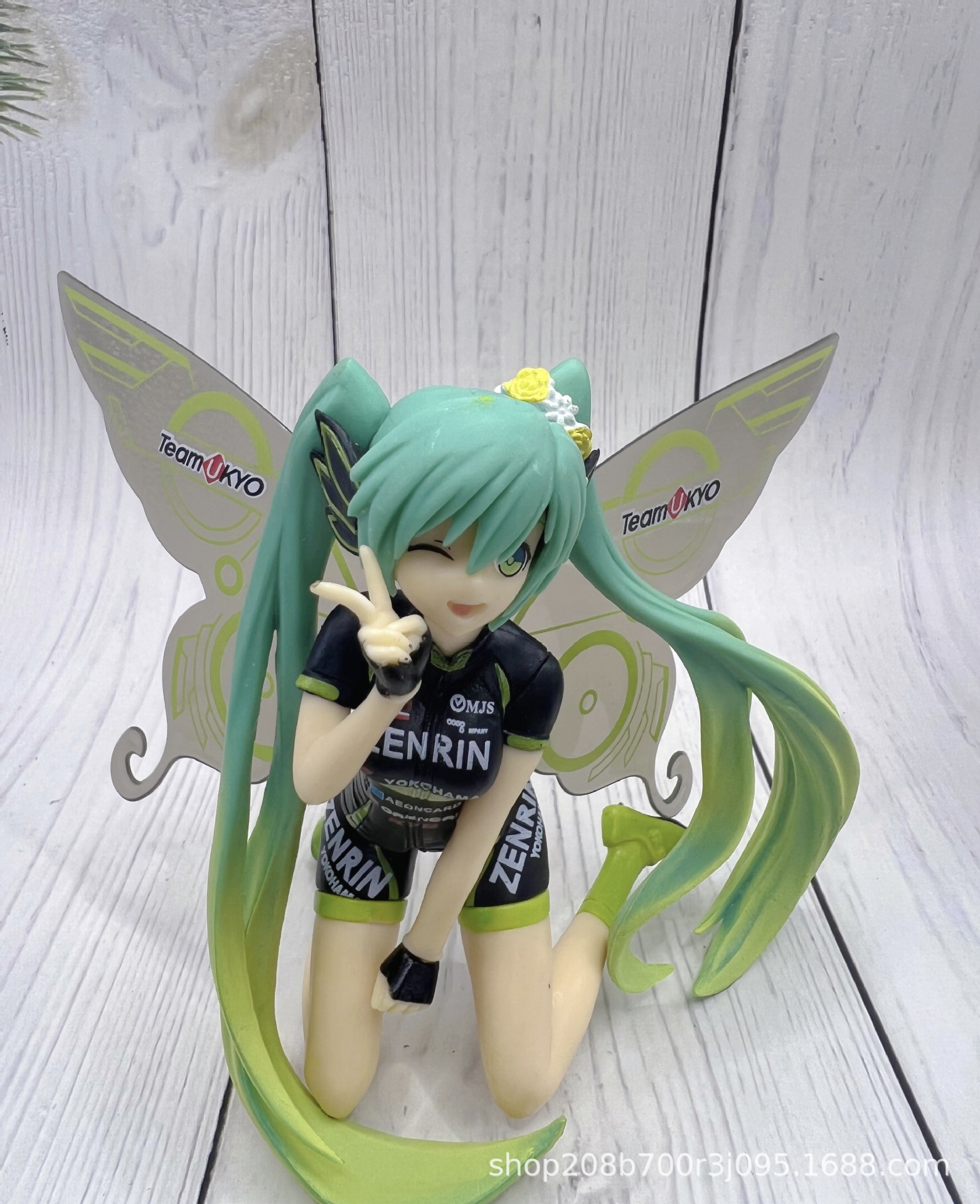 Figura de Hatsune Miku, Conejita de Pelo Largo, Chica Bonita Bidimensional, Decoración de Escritorio, Modelo Mini