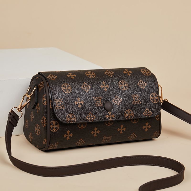 Cylindrical Bag for Women 2026 New Spring and Autumn Crossbody Underarm Small Square Bag Soft Leather High-End Shoulder Bag for Women
