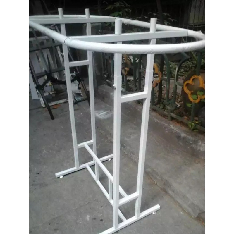 흰색 원형 프레임 - 공식 표준