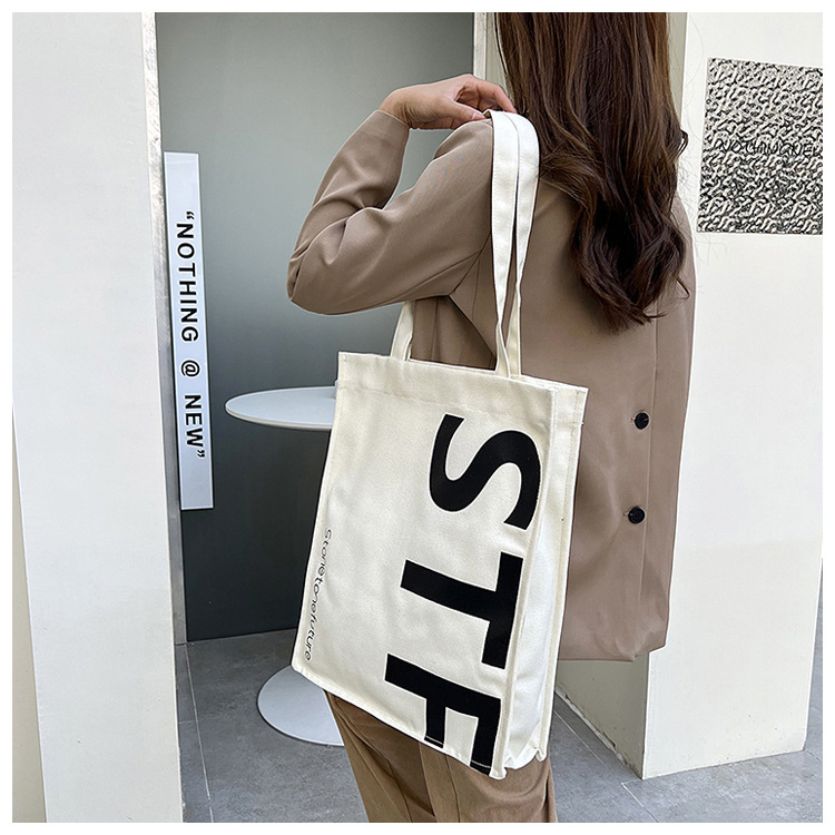 Women's Large All Seasons Canvas Letter Streetwear Square Magnetic Buckle Tote Bag display picture 4