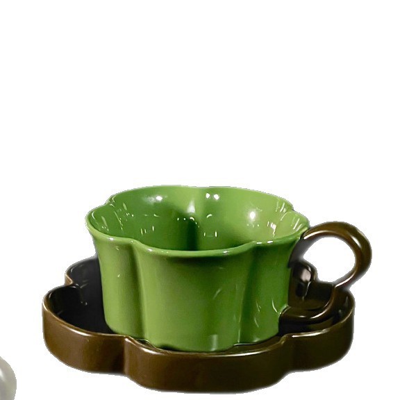Sanq レトロスタイルウォールナット梅型コーヒーカップとソーサーセットレトログリーンアフタヌーンティーカップラテアートカップ|undefined