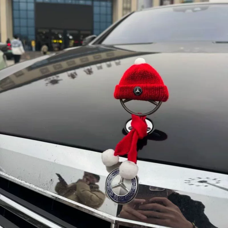 Mercedes Benz, Красная Шапочка, красная шляпа, шарф