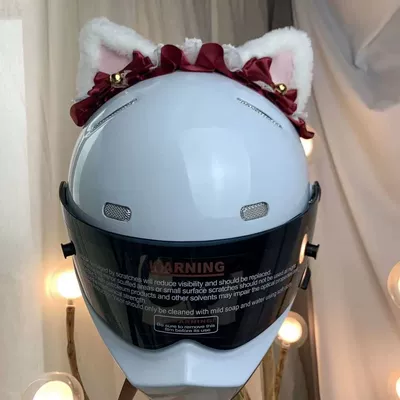 Motosiklet dəbilqələri, Lolita Ear Helmet Decoration