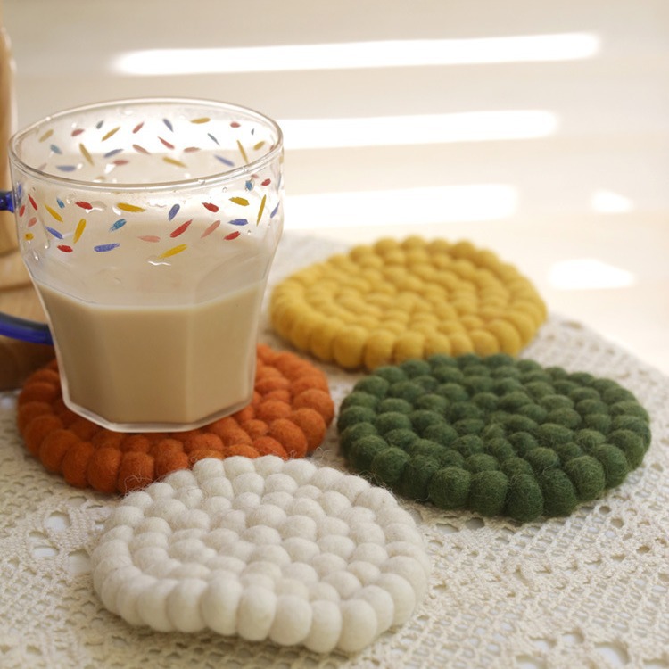 Four Seasons serie de fieltro de lana de montaña placemat ins estilo lindo estera de aislamiento regalo creativo regalo de mano hogar pantalla