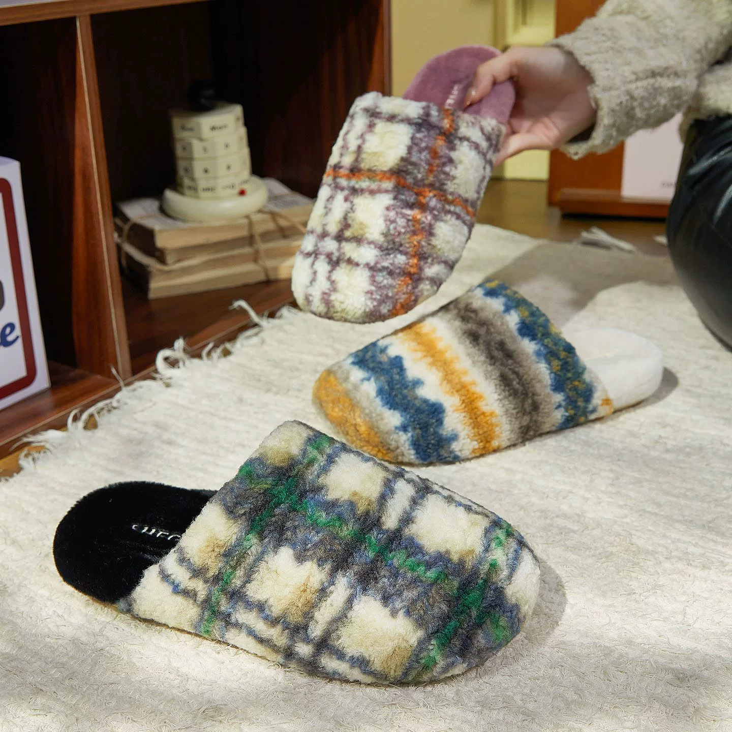 Ant Love Осень и зима Новые клетчатые модные и клетчатые домашние и уличные тапочки для пар в мужском и женском стиле, тонкие хлопковые тапочки Baotou