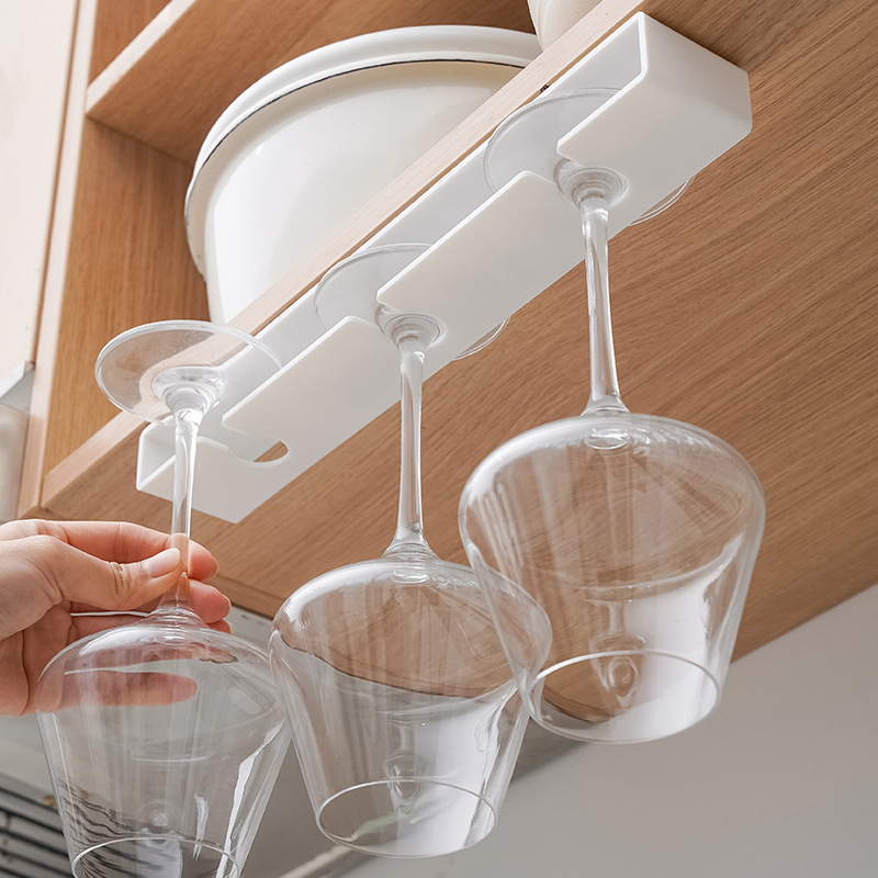 リビングキッチンの穴を開けない高足杯ワイングラス吊り下げ棚|undefined
