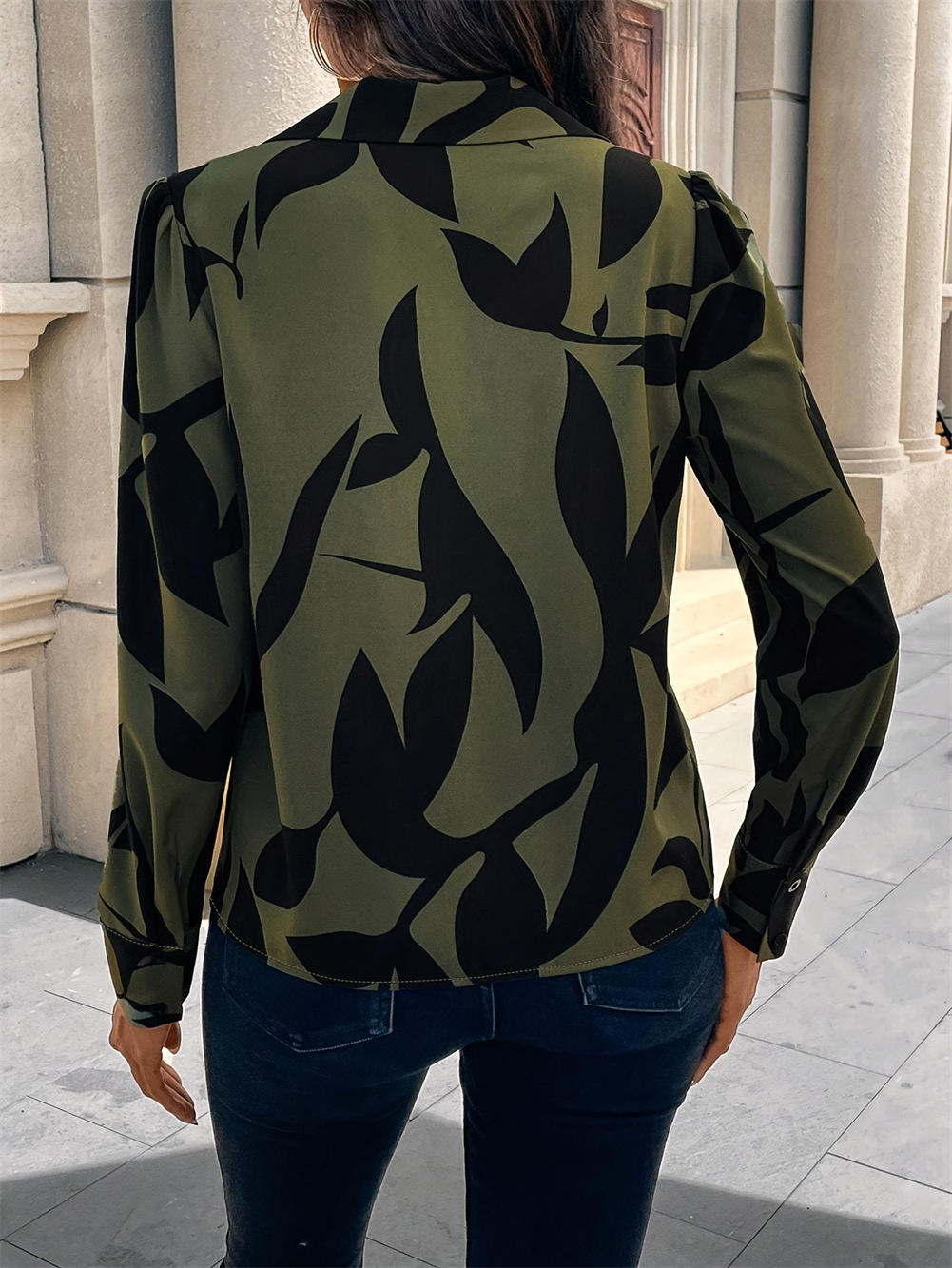 Single Breasted Placket Type Regular Sleeve Sleeve Type Spandex, Polyester Fabric Type Regular Top Length Wholesale Women's Casual Elegant Simple Style Abstract Long Sleeve Blouses