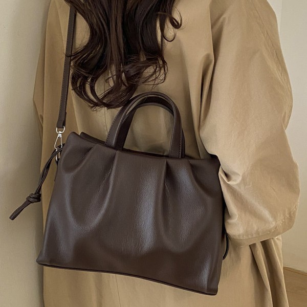 Niche Design Pleated Tote Bag For Women 2026 New Large Capacity Magnetic Handbag Korean Style Shoulder Crossbody Bag - Thumbnail 3