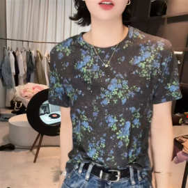 一件代发2026夏季新款时尚圆领短袖T恤女装花朵高级宽松百搭上衣