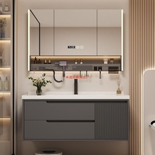 �Ӻ���ľ����ԡ�ҙ��M���մ�һ�w�մ����lԡ�l���g�����ڙ�ϴ��̨