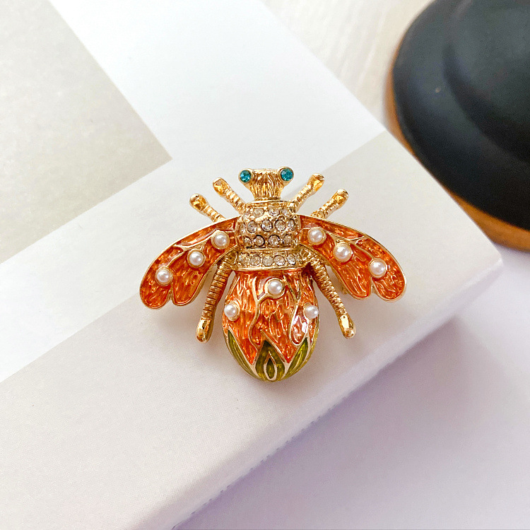15g Weight Artificial Pearls, Rhinestones Inlay Material Brooches Classification Daily Occasion Alloy Material Insect Pattern Unisex Gender Plating Design Retro Style Retro Pin Insect Alloy Plating Artificial Pearls Rhinestones Unisex Brooches 3